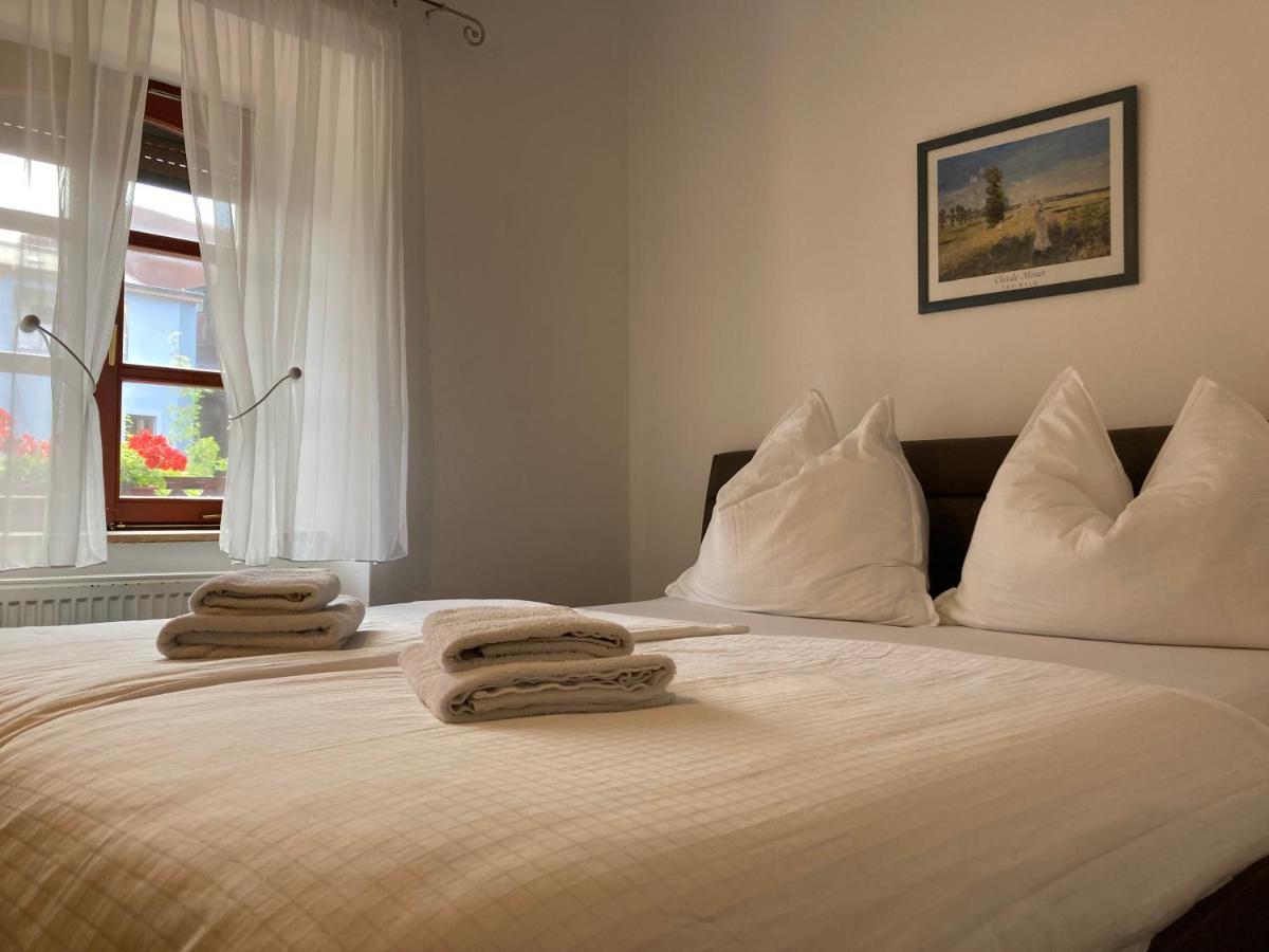 Guesthouse Mikulas Mikulov - Free Parking In The City Center Ngoại thất bức ảnh